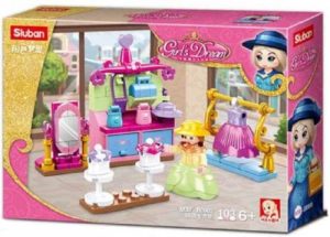 VILLAGE TIENDA DE ROPA 103 PIEZAS SLUBAN