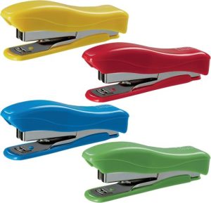 C/10 grapadoras liliput 200 colores surtidos + 1000 grapas 23/6